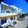 Kouros Hotel & Suites 